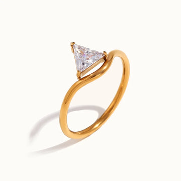 Aurora Solitaire Ring